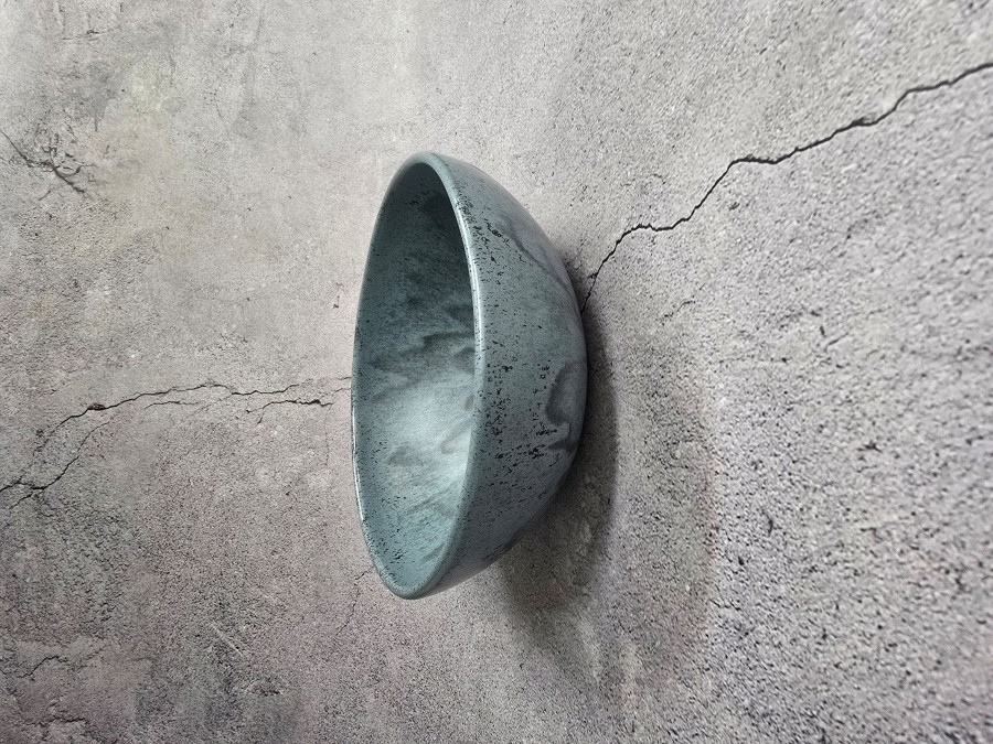 Melsvai pilkas dubenėlis